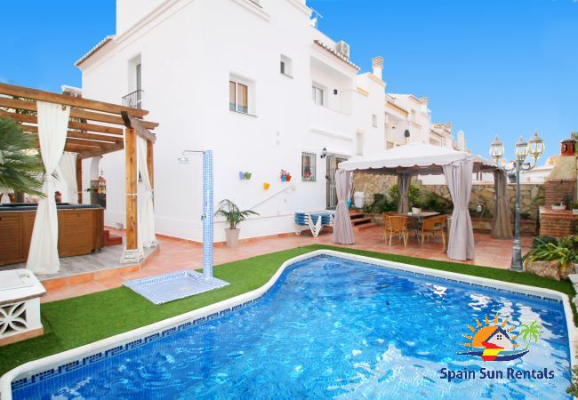 Villa en Nerja - 1057 Villa Maite