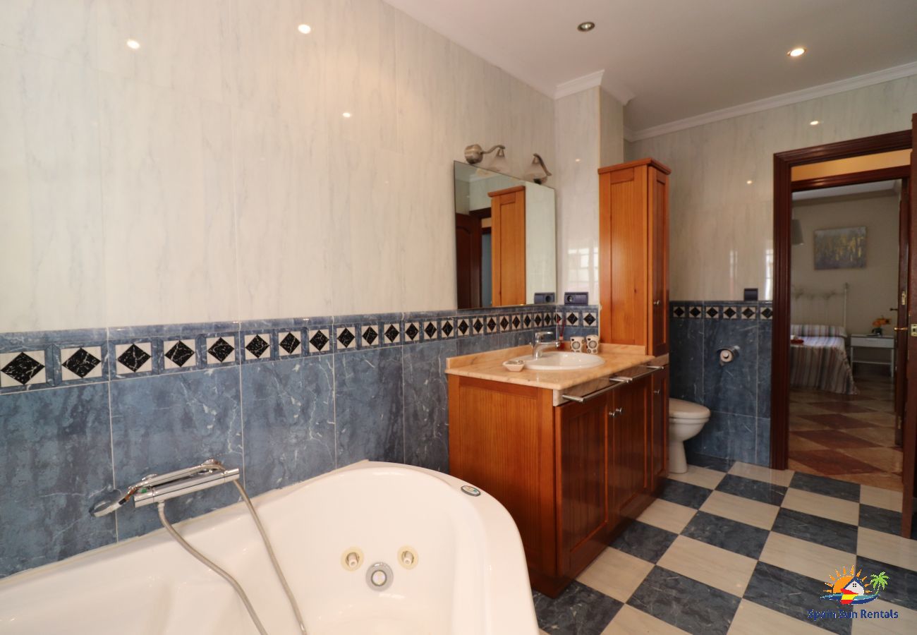 Apartamento en Nerja - 1080 Apartment Olivia