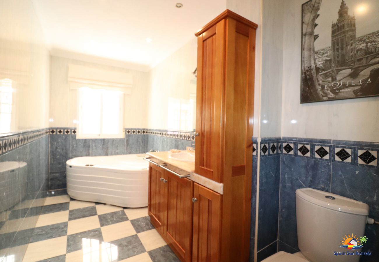 Apartamento en Nerja - 1080 Apartment Olivia