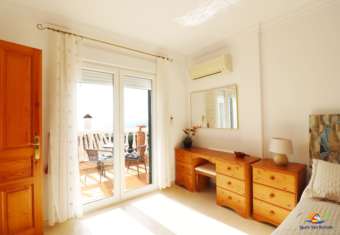 Villa en Maro - 1073 Villa Lormar