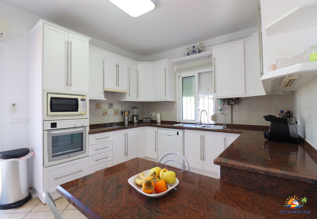 Villa en Maro - 1073 Villa Lormar