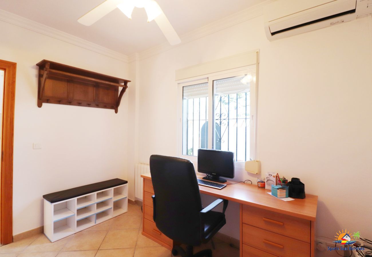 Villa en Maro - 1073 Villa Lormar