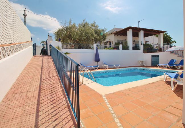 Villa in Nerja - 1003 Villa Cornocalejo Villa in Nerja - 1003 Villa Cornocalejo