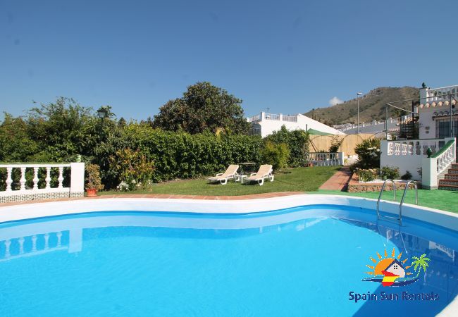 Villa in Nerja - 1070 Villa Rosario