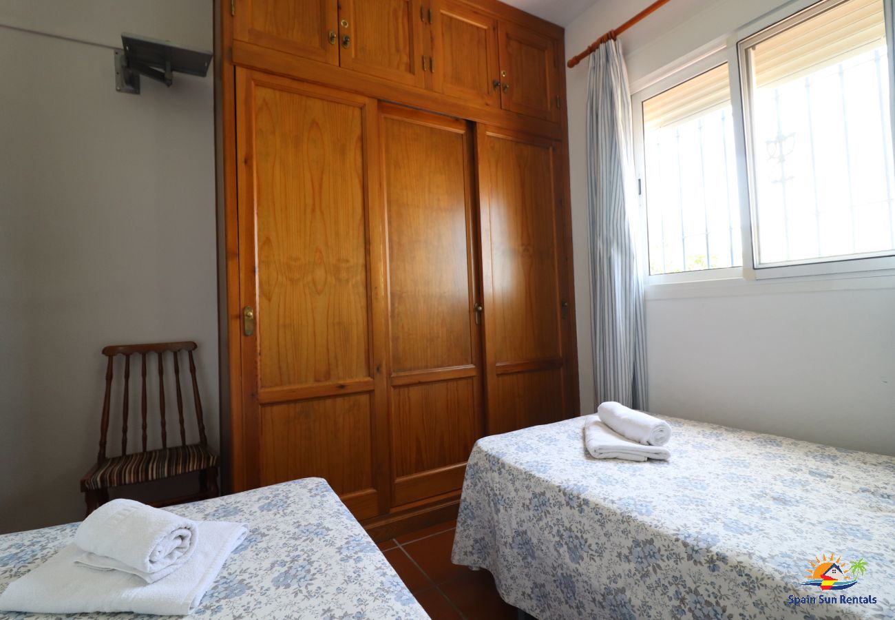 Villa in Nerja - 1003 Villa Cornocalejo