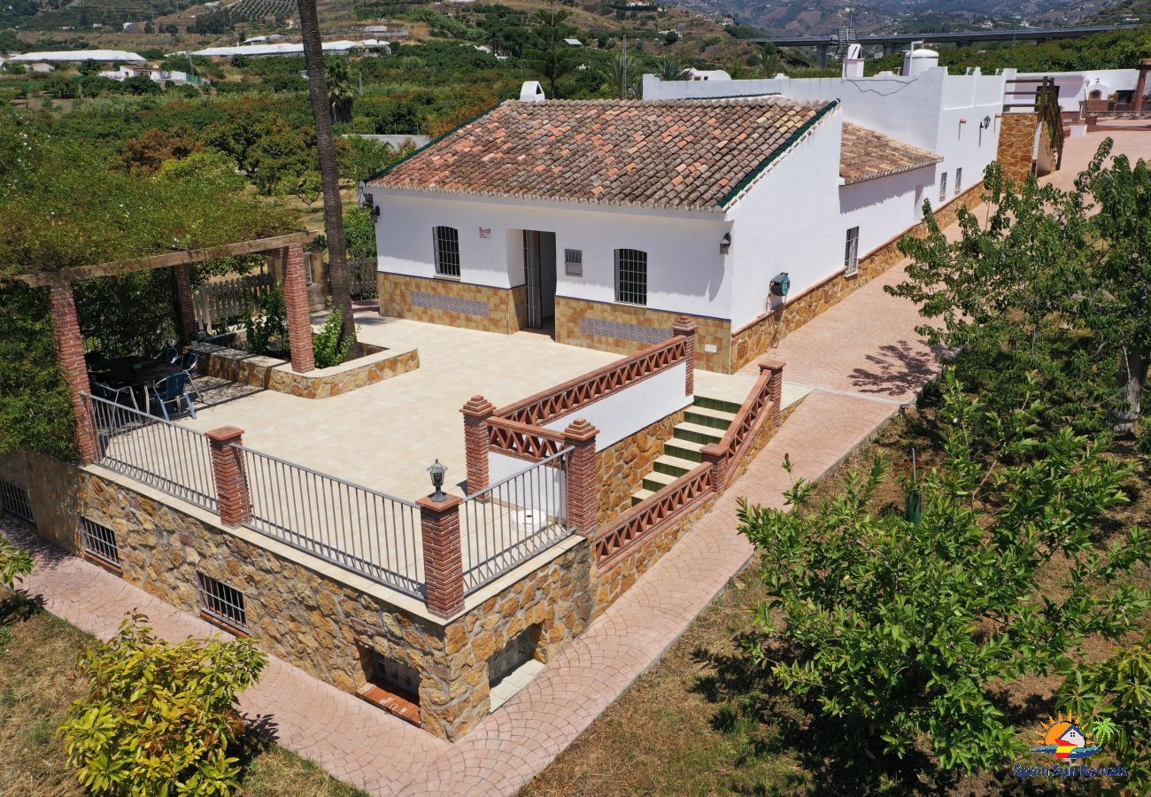 Villa in Nerja - 1035 Villa el Crucero