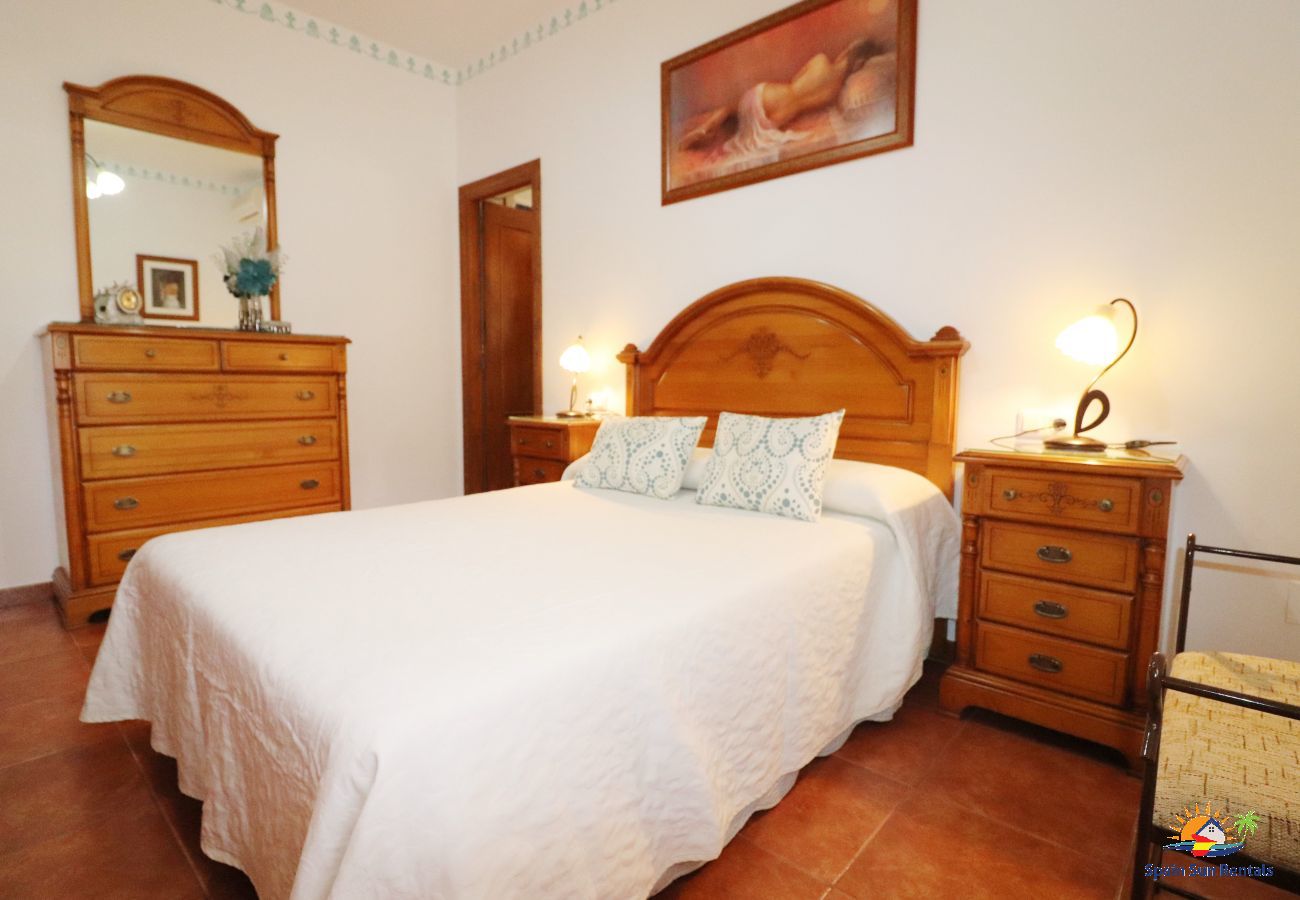 Villa in Nerja - 1037 Villa Alabarce