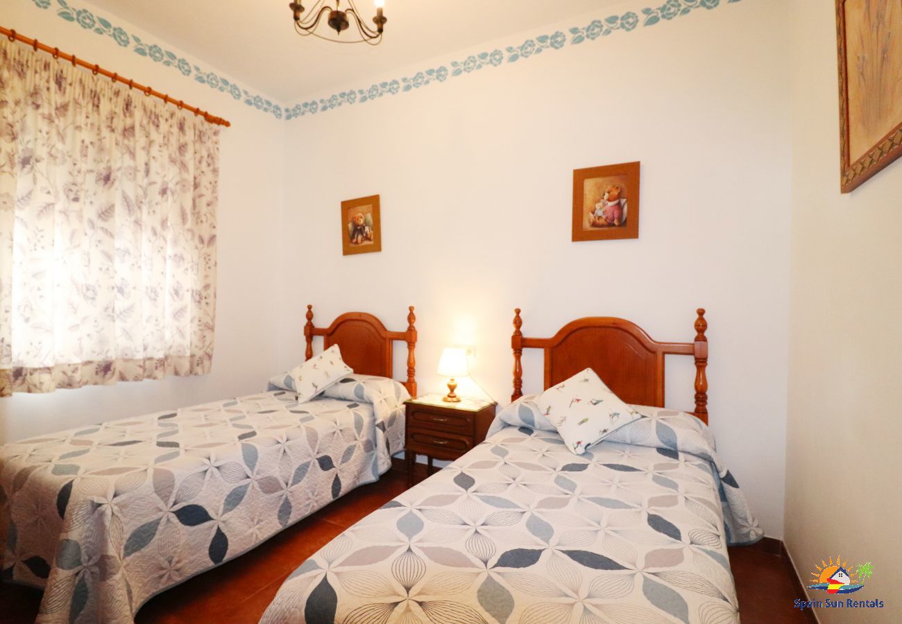 Villa in Nerja - 1037 Villa Alabarce
