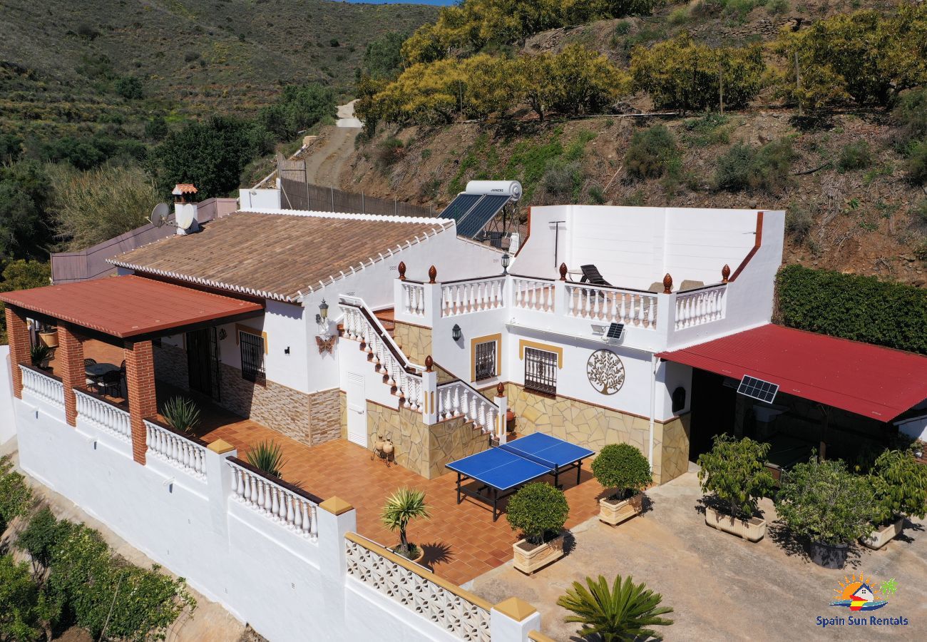 Villa in Nerja - 1037 Villa Alabarce