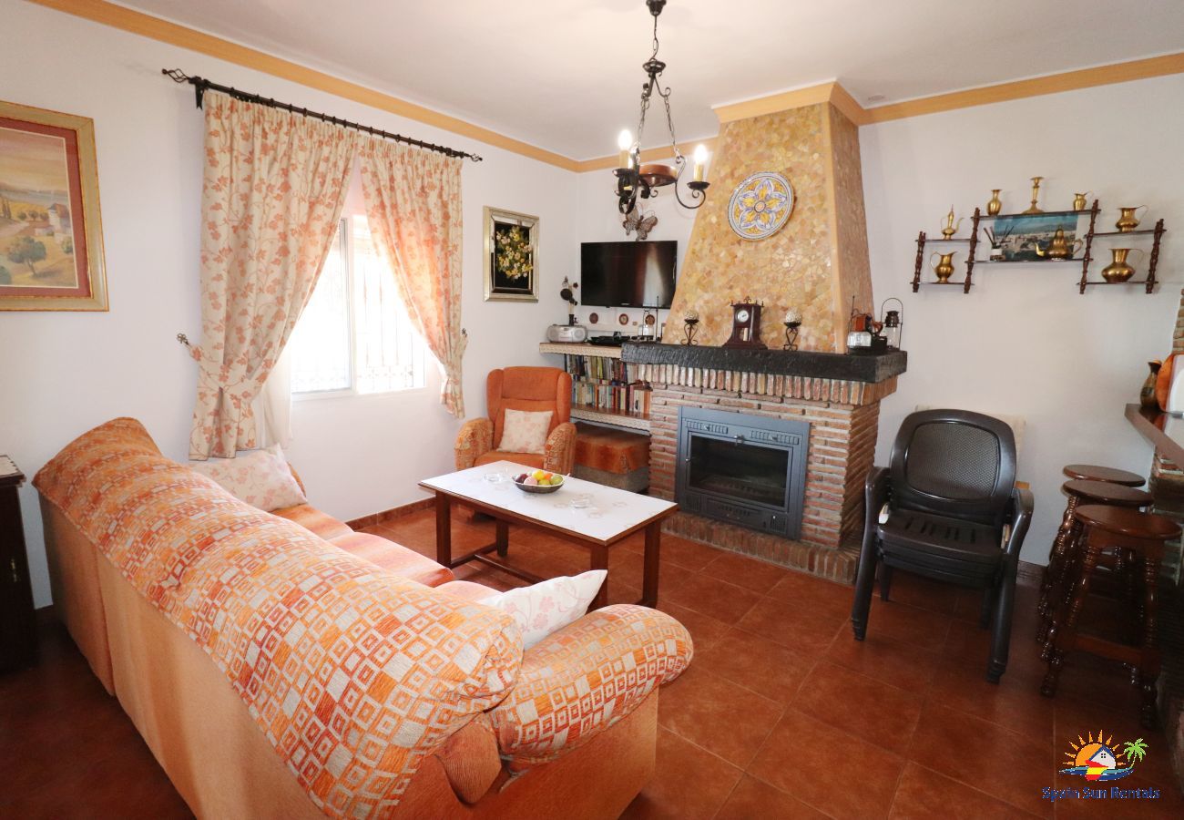 Villa in Nerja - 1037 Villa Alabarce