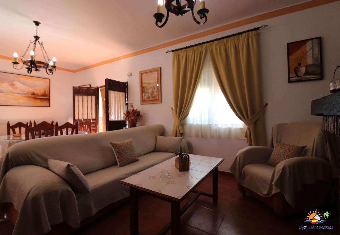 Villa in Nerja - 1037 Villa Alabarce