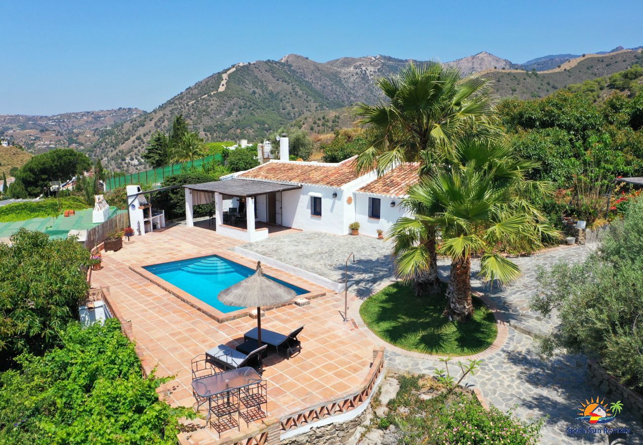 Villa in Frigiliana - 1039 Villa Cuatro Caminos