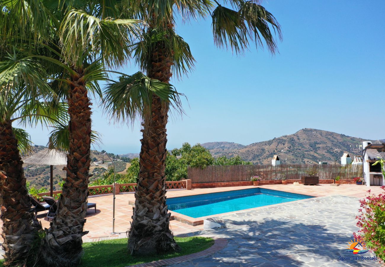 Villa in Frigiliana - 1039 Villa Cuatro Caminos