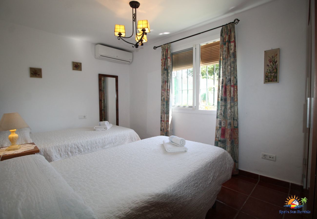 Villa in Nerja - 1041 Villa Puente Viejo