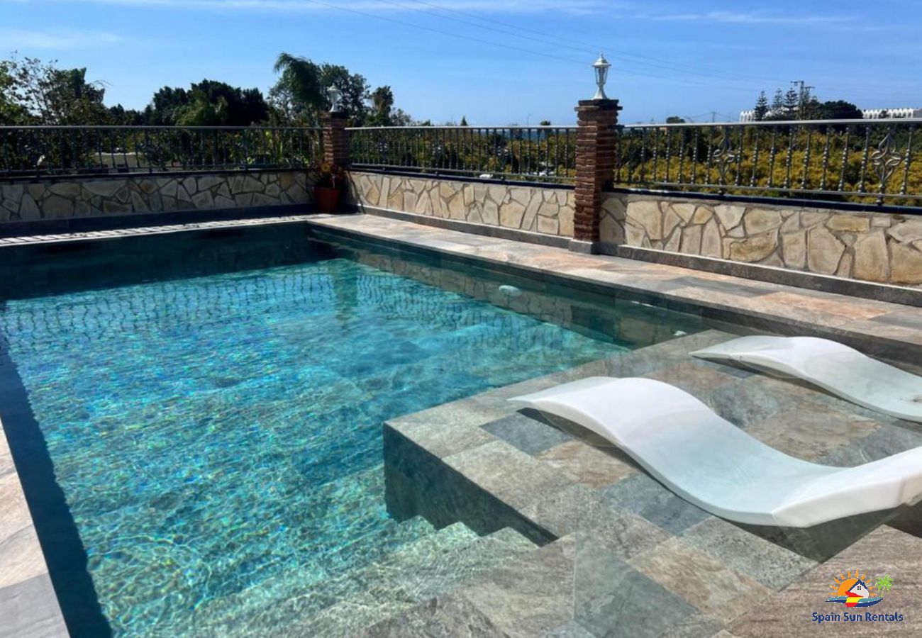 Villa in Nerja - 1105 Villa Triana