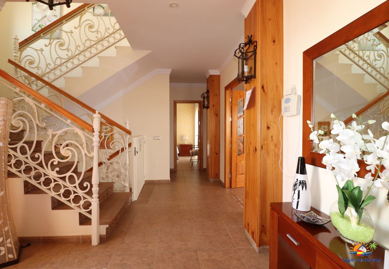Villa in Nerja - 1171 Villa Lorena