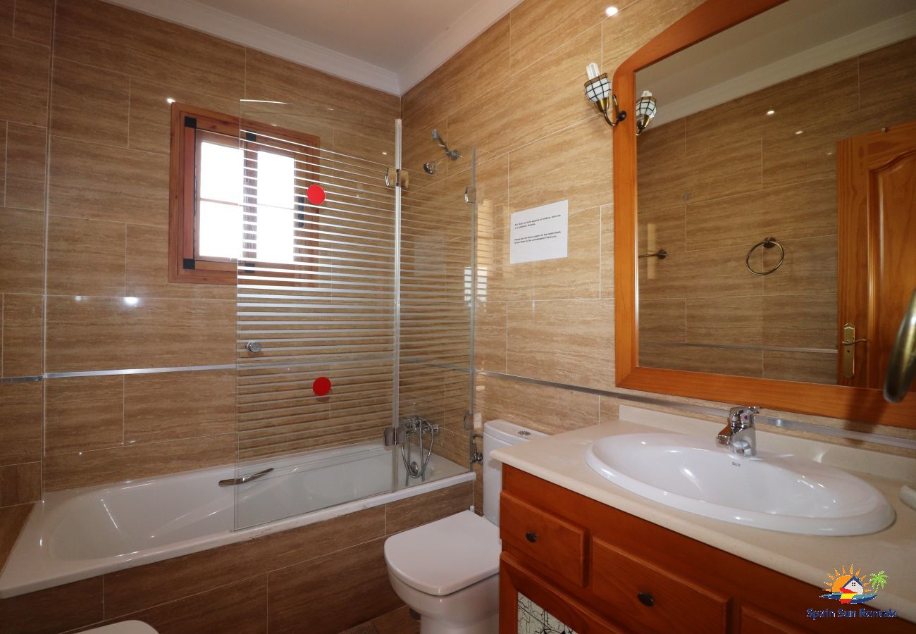 Villa in Nerja - 1171 Villa Lorena
