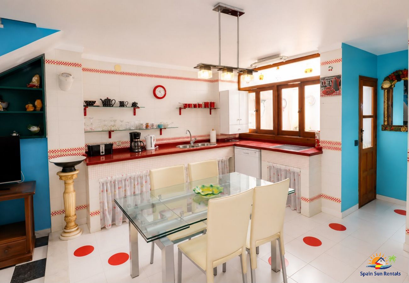 House in Nerja - 1058 Casa Adela