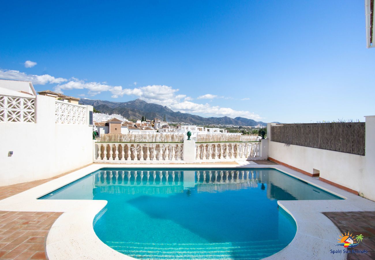 Villa in Nerja - 1040 Villa de la Palmera