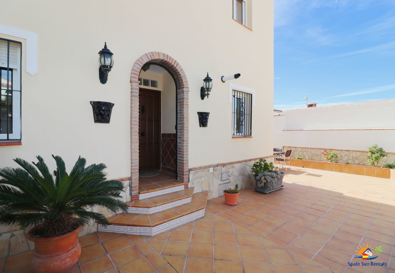 Villa in Maro - 1073 Villa Lormar