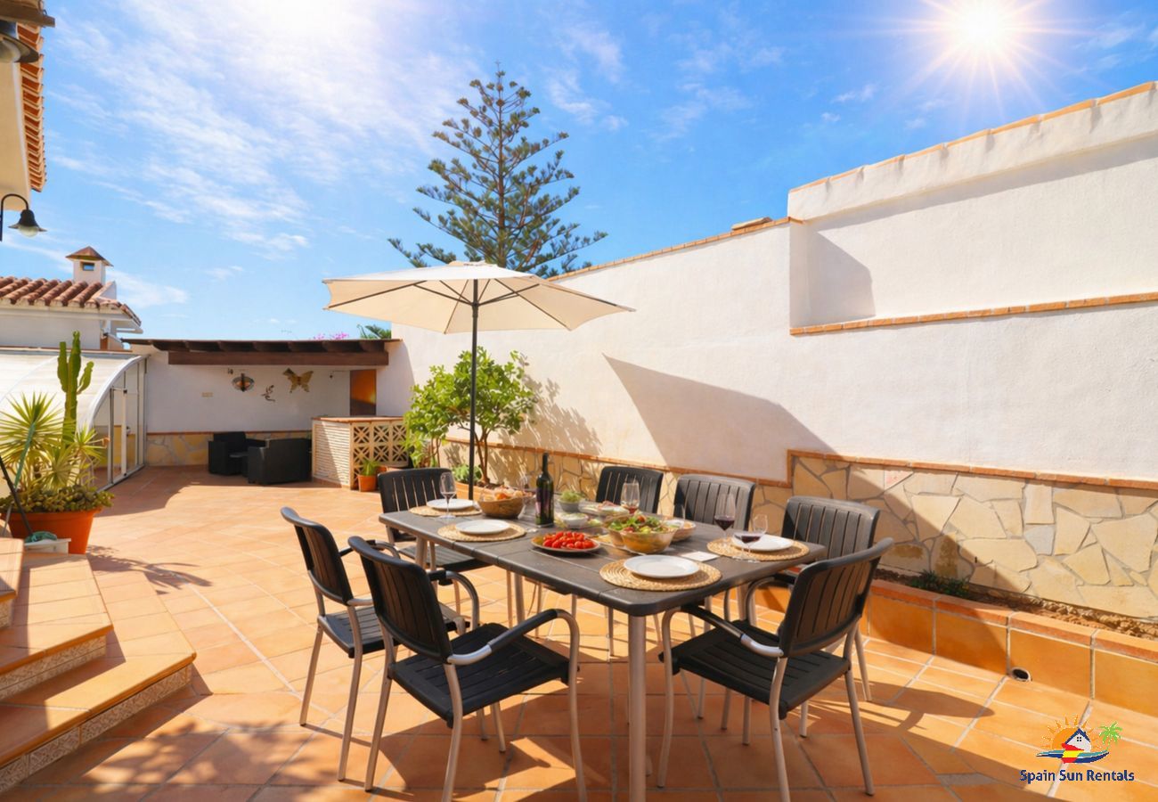 Villa in Nerja - 1073 Villa Lormar