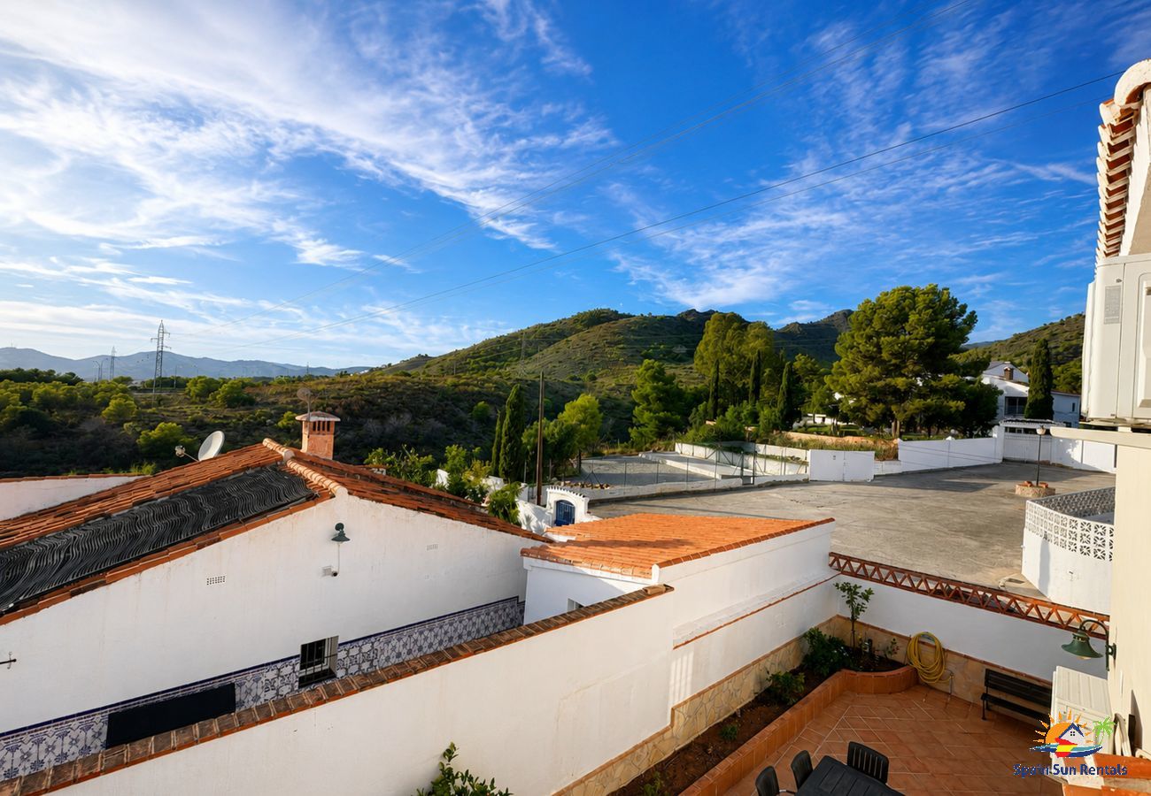 Villa in Nerja - 1073 Villa Lormar