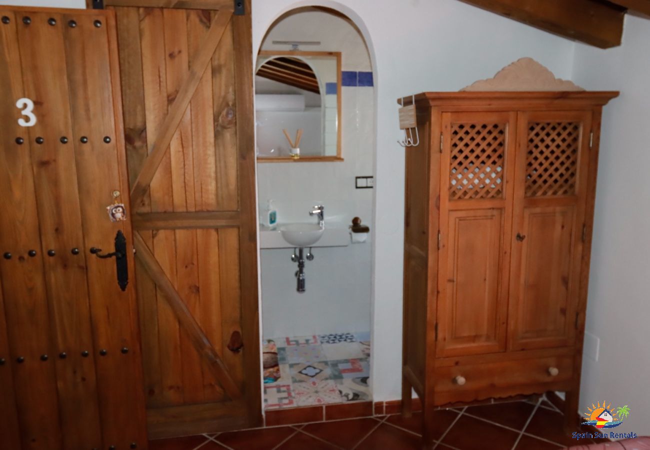 Cottage in Cómpeta - 1095 Casa Nido del Buho