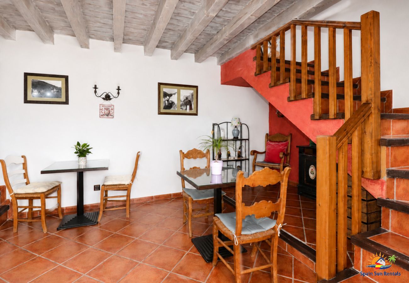 Cottage in Cómpeta - 1095 Casa Nido del Buho