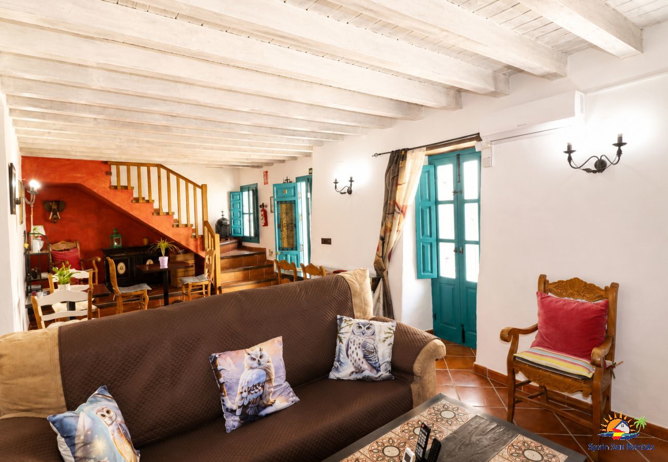 Cottage in Cómpeta - 1095 Casa Nido del Buho