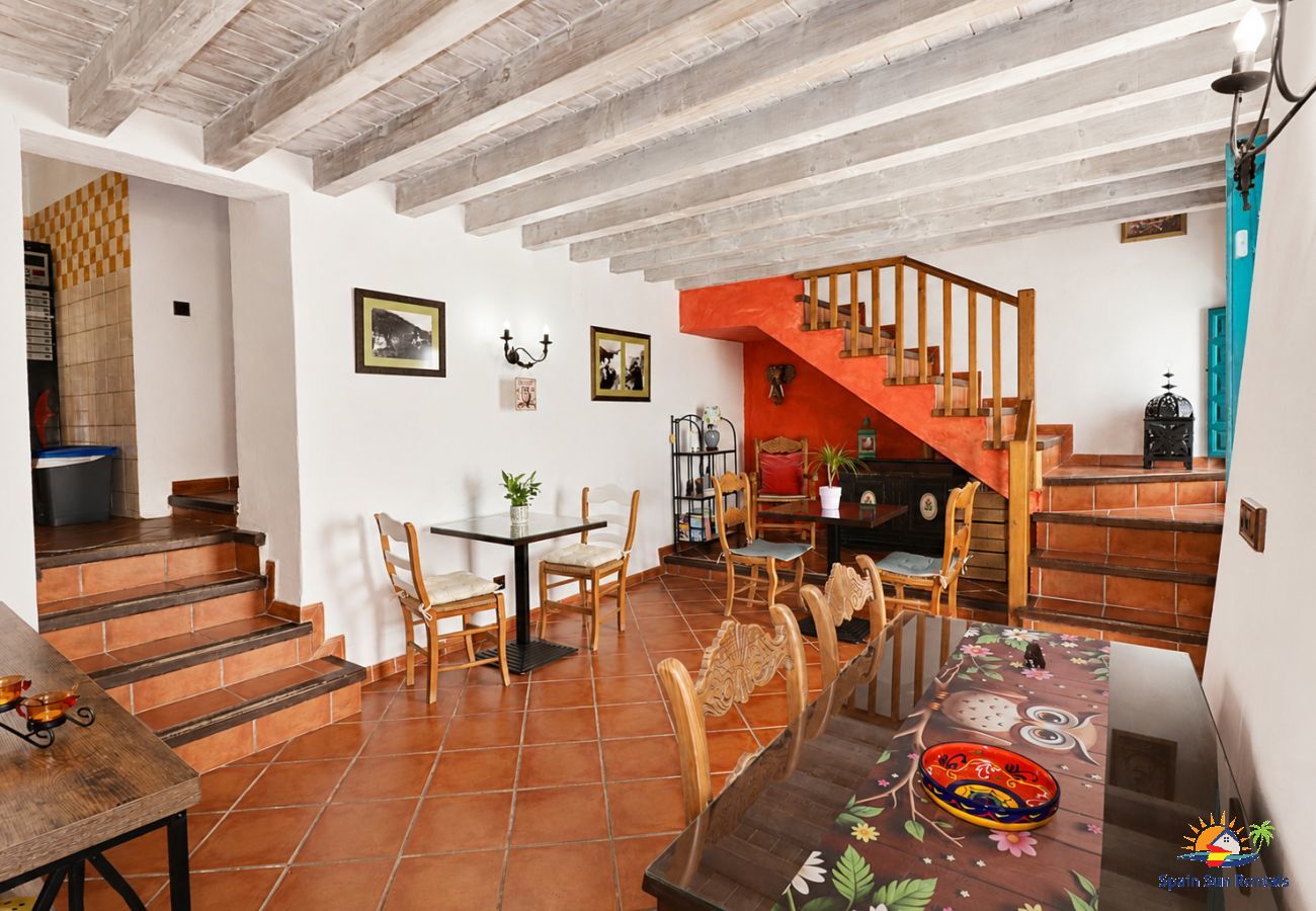 Cottage in Cómpeta - 1095 Casa Nido del Buho