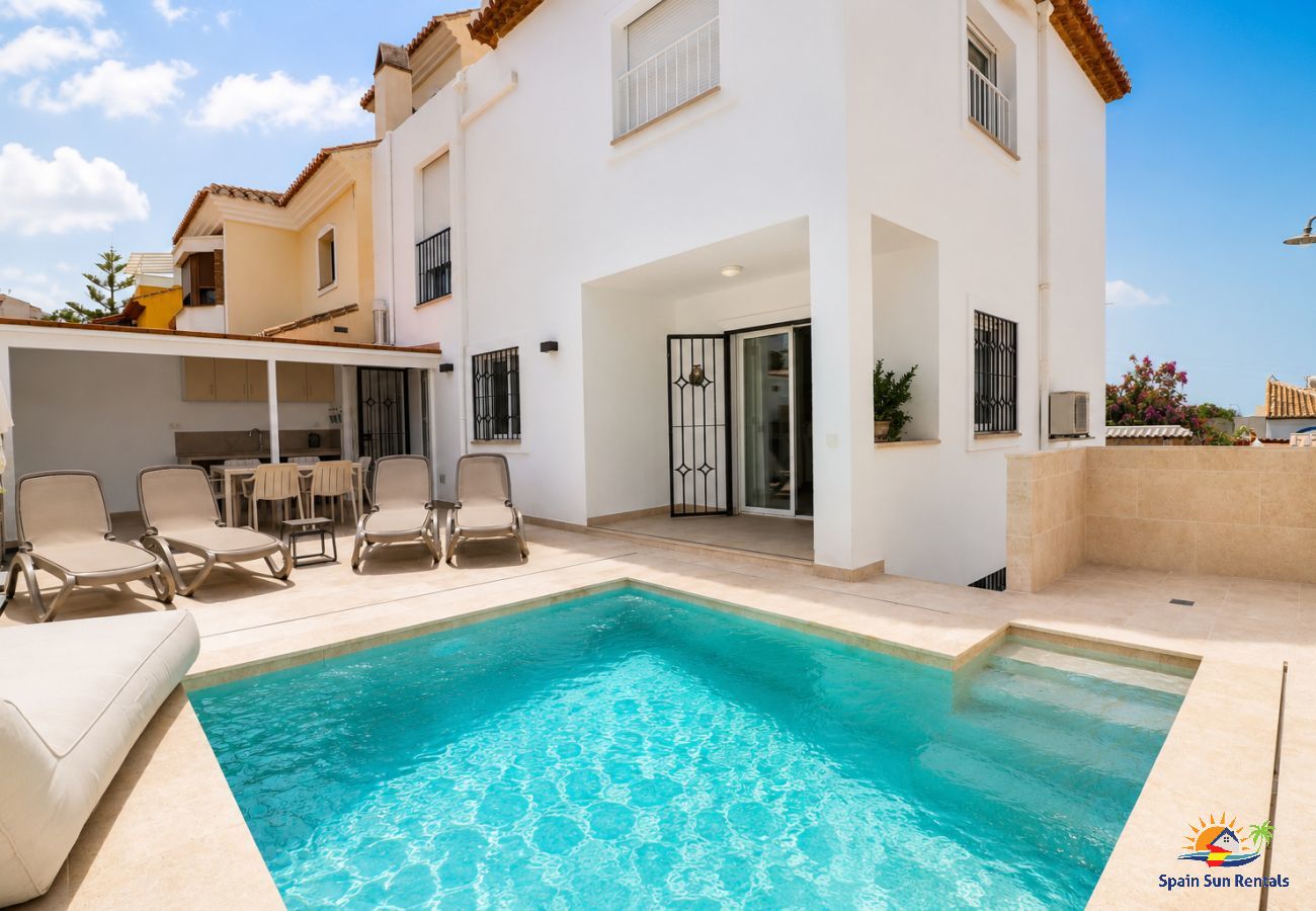 Villa in Nerja - 1071 Villa Orquidea