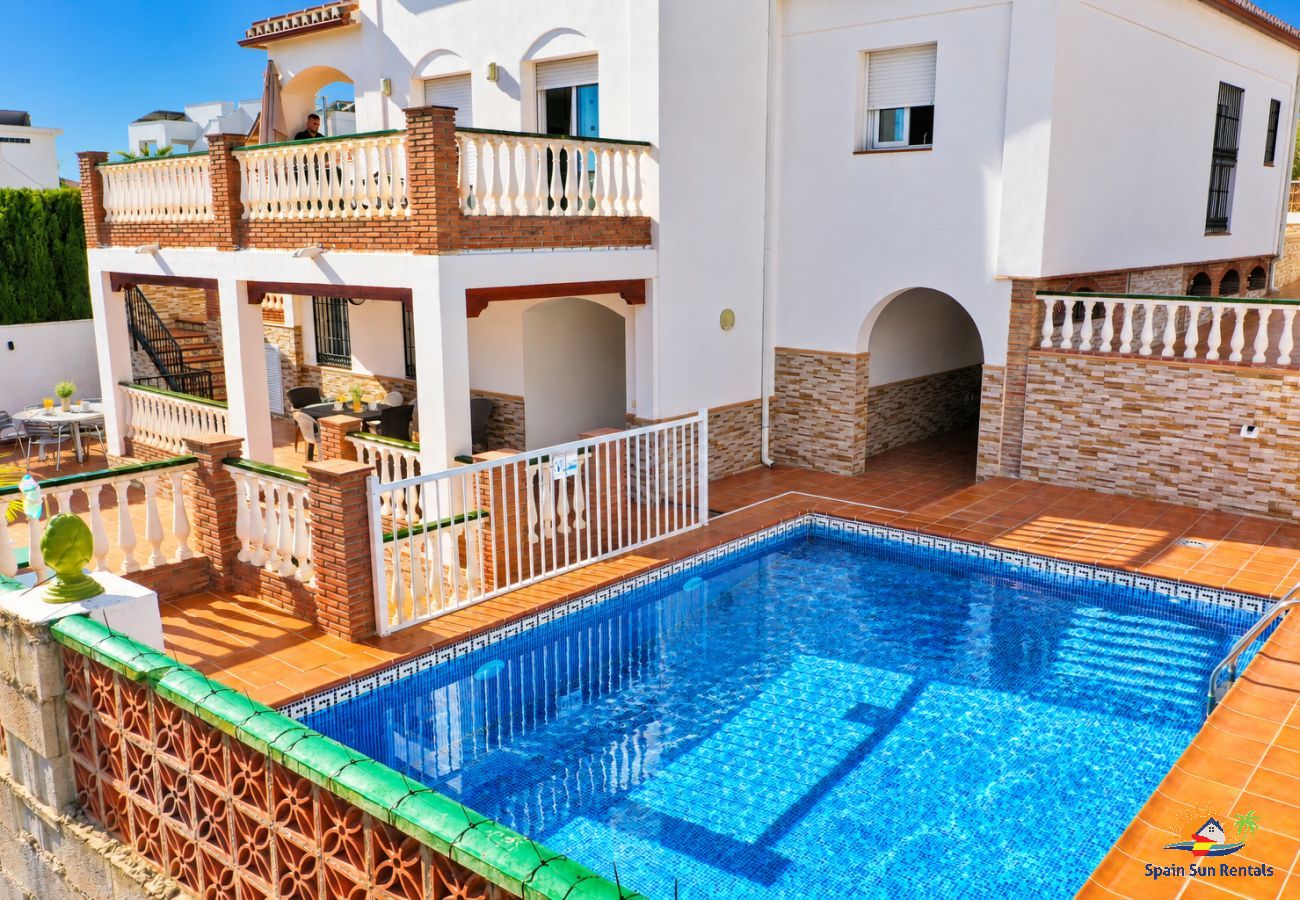 Villa in Nerja - 1024 Villa El Vallao