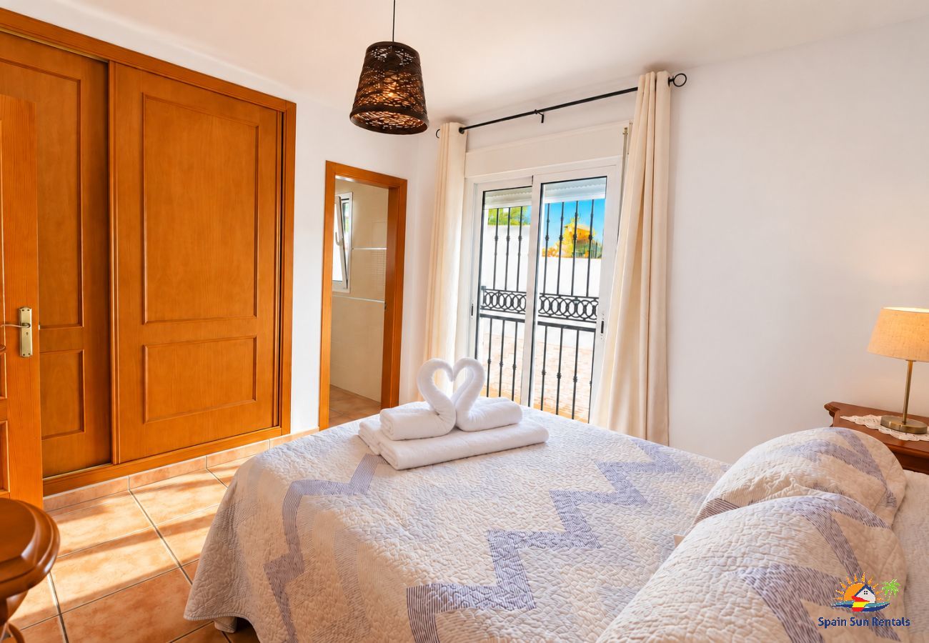 Villa in Nerja - 1024 Villa El Vallao