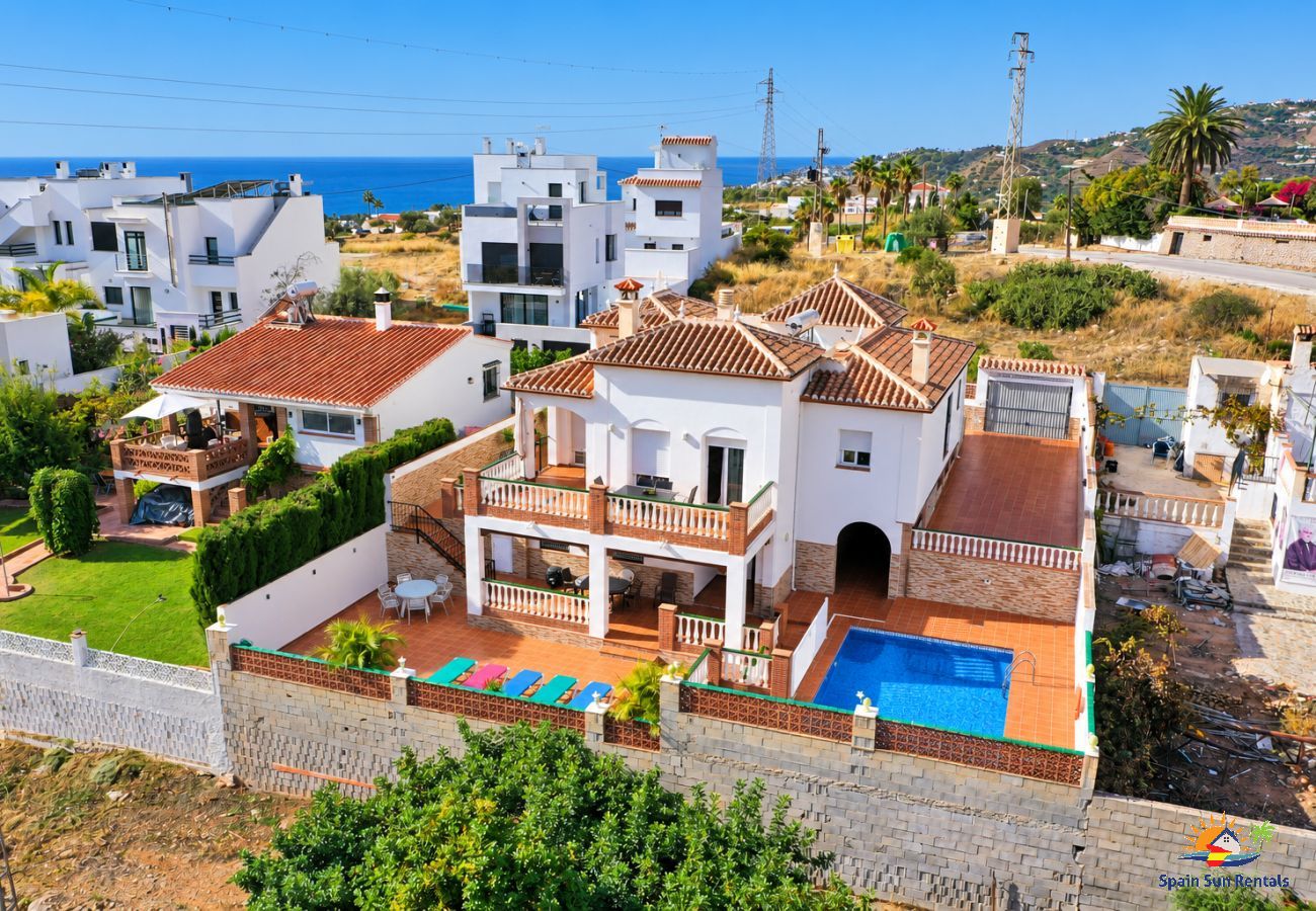 Villa in Nerja - 1024 Villa El Vallao
