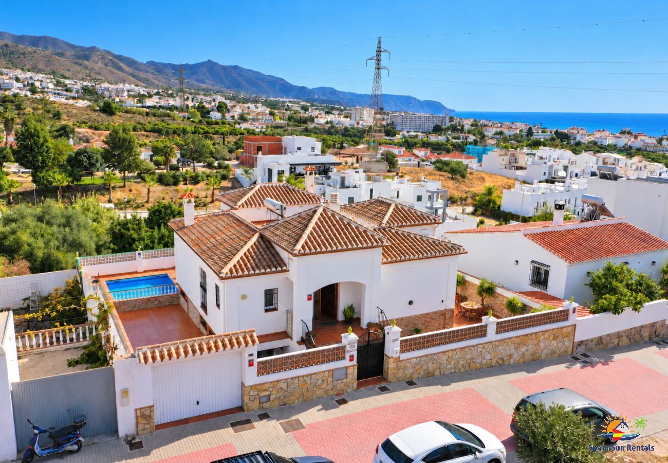 Villa in Nerja - 1024 Villa El Vallao